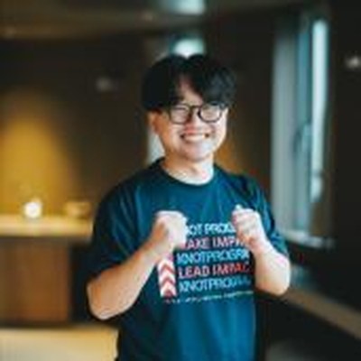 堀田 一希氏